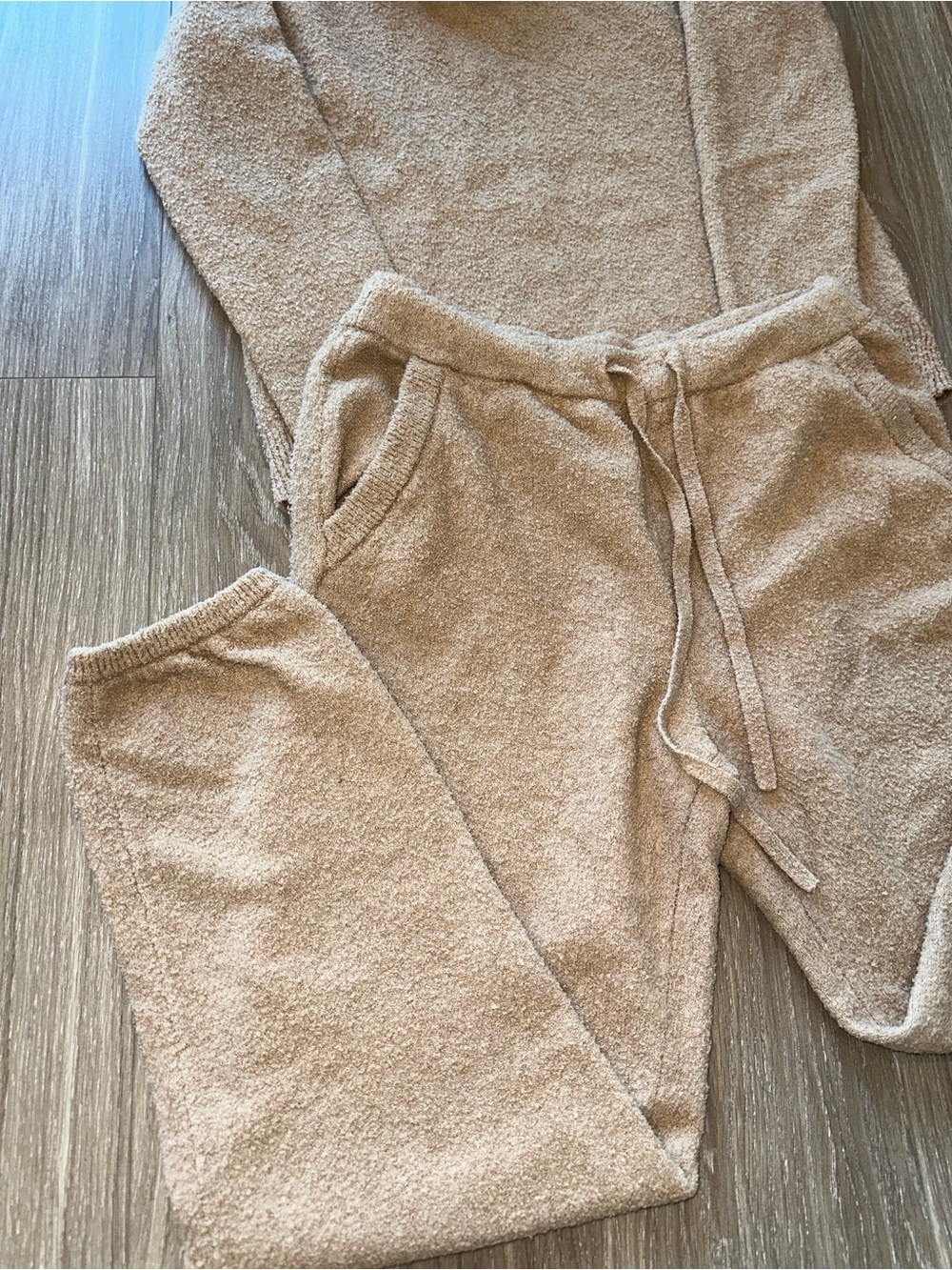 Barefoot Dreams Soft Cream Cowl Neck Sweater Set - Picture 6 of 11